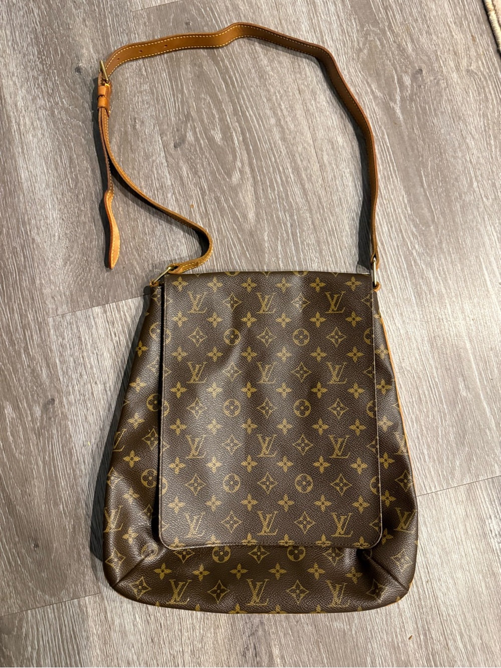 Vintage Louis Vuitton Musette Bag In Monogram Canvas - Picture 3 of 14